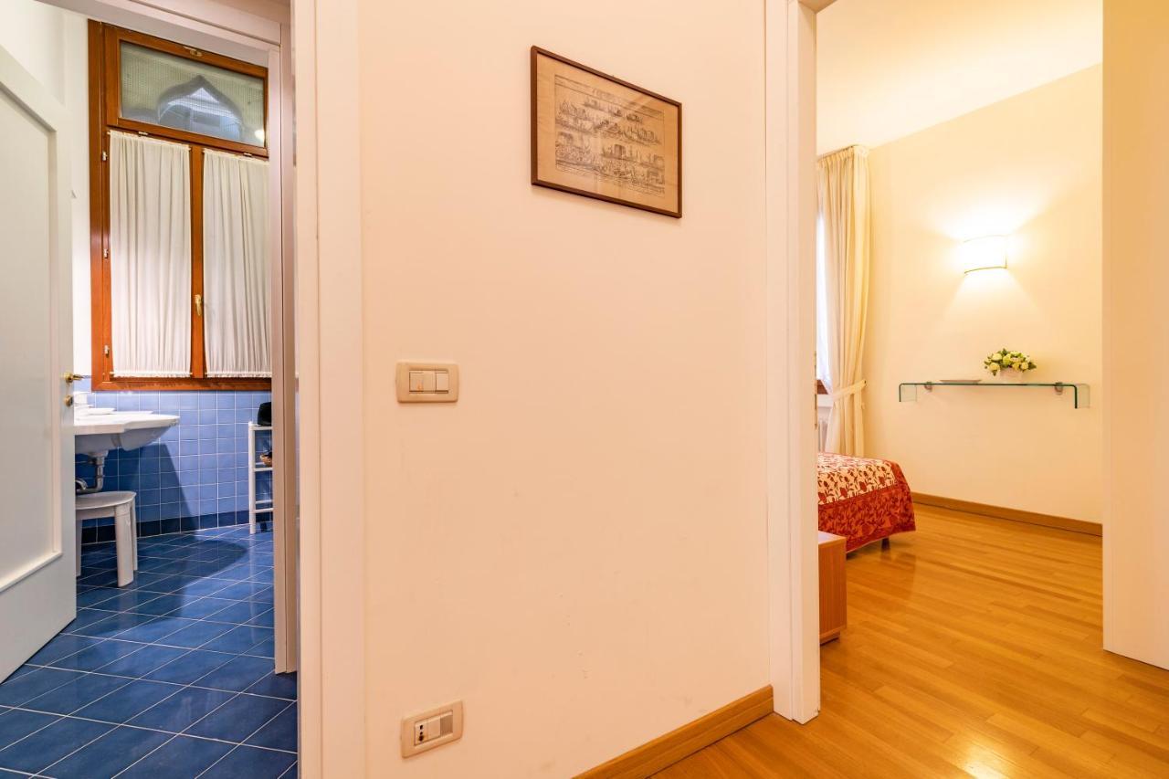 Ca Jole San Marco Apartment M02704210223 Венеция Екстериор снимка