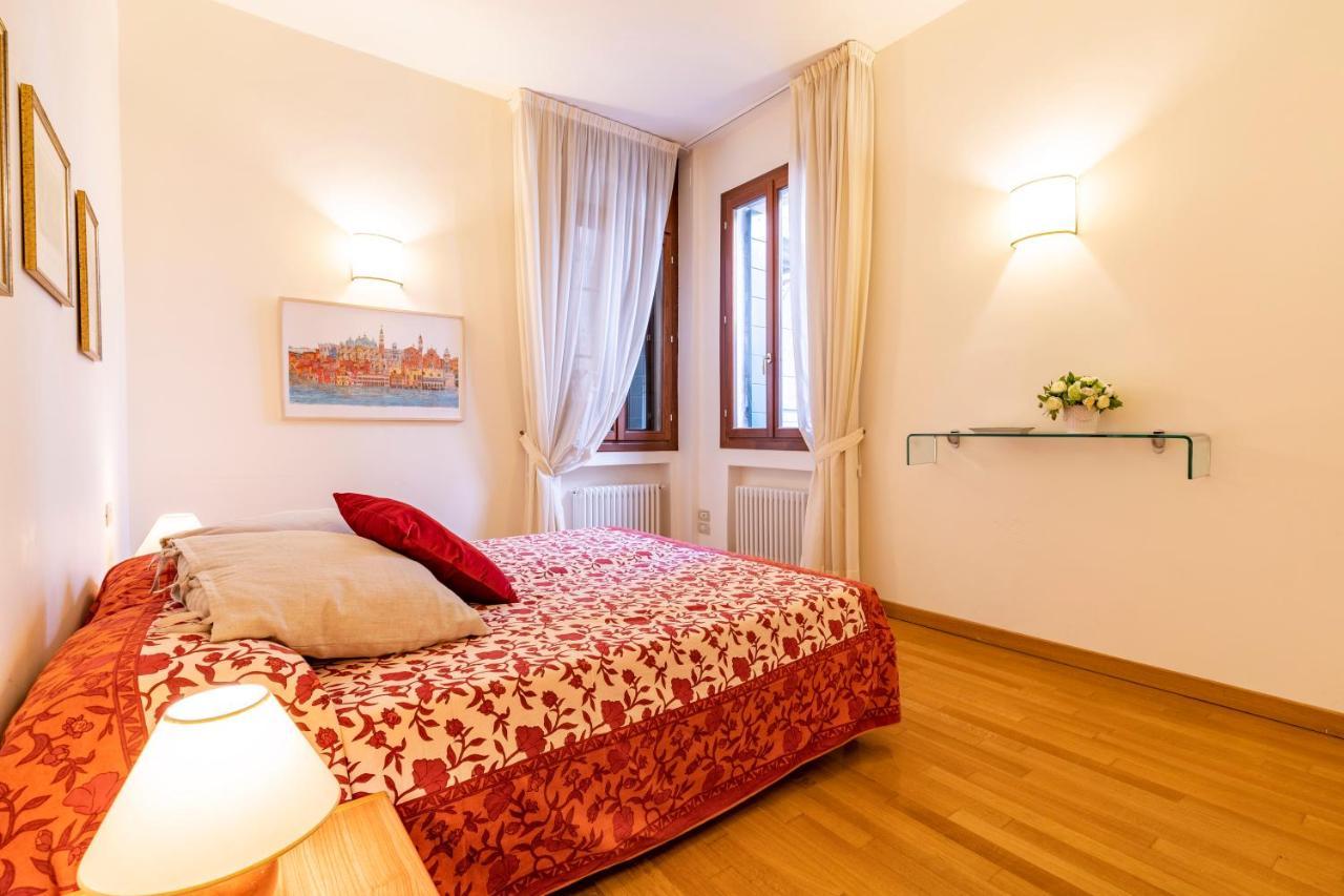 Ca Jole San Marco Apartment M02704210223 Венеция Екстериор снимка