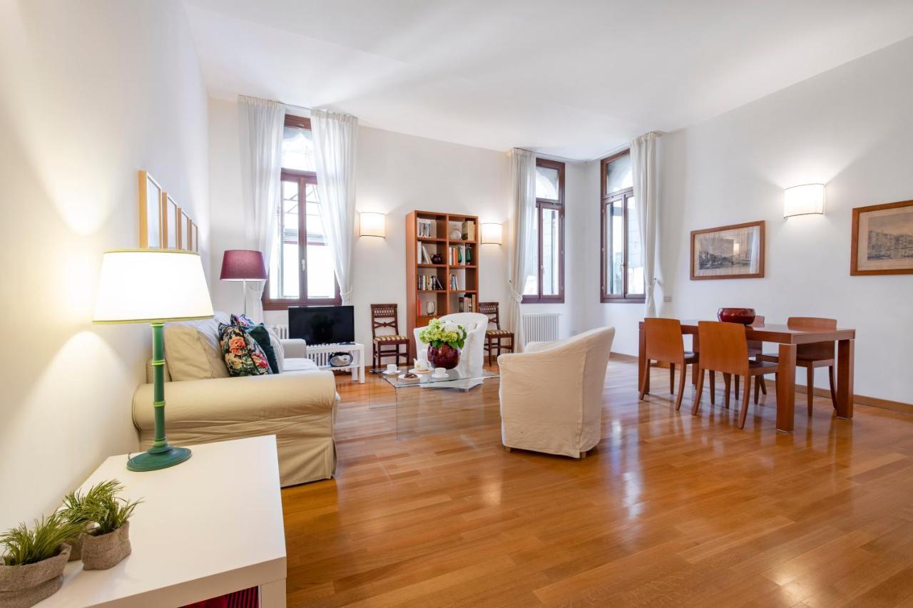 Ca Jole San Marco Apartment M02704210223 Венеция Екстериор снимка